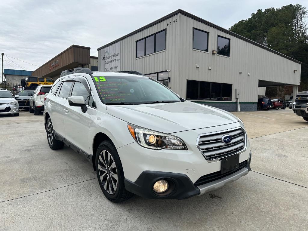2015 Subaru Outback Limited's photo