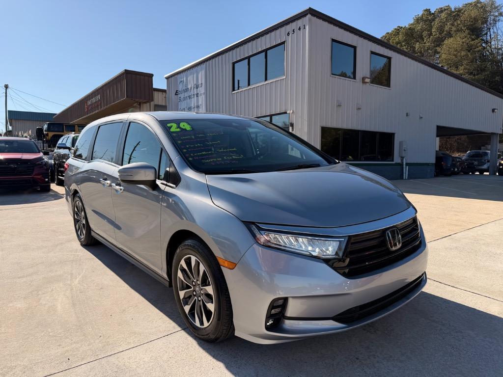 2024 Honda Odyssey EX-L's photo