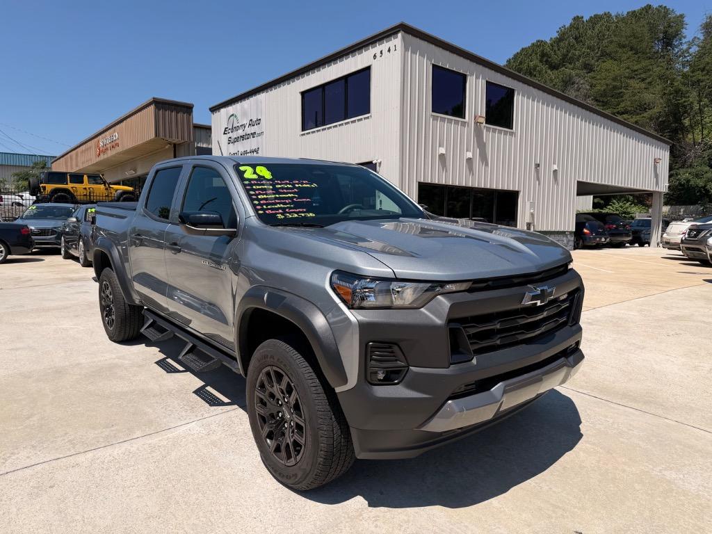 2024 Chevrolet Colorado 4WD Trail Boss Crew Cab Short Box's photo